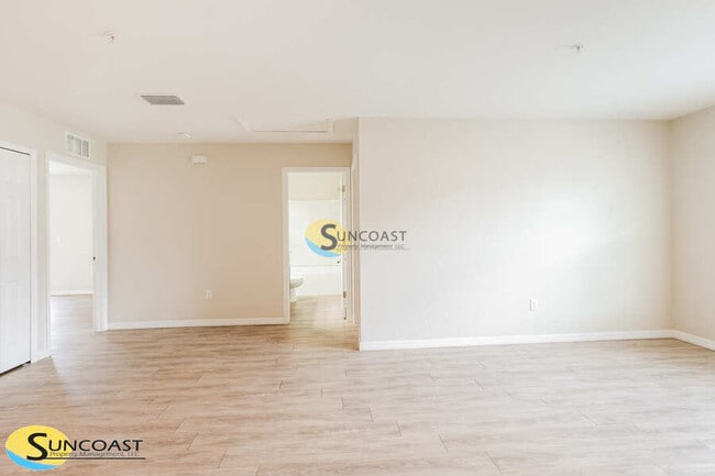 Photo - 9262 N Travis Dr