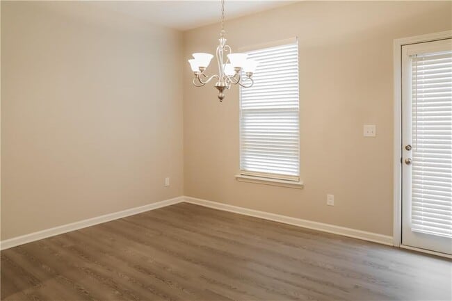 Photo - 7105 Creeksong Dr