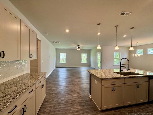 Photo - 107 Altair Ln
