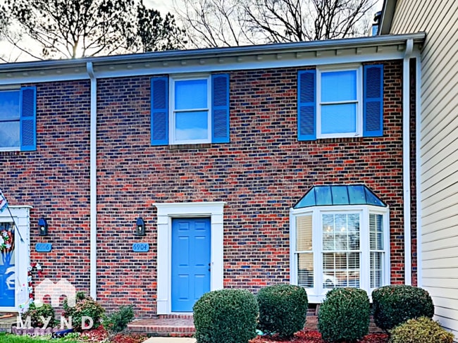 Photo - 6904 Saxby Ct