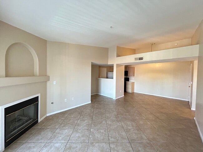 Gated 2 Bedroom 2 Bathroom condo! - Gated 2 Bedroom 2 Bathroom condo!