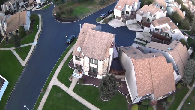 Building Photo - 130 Diamond Ln