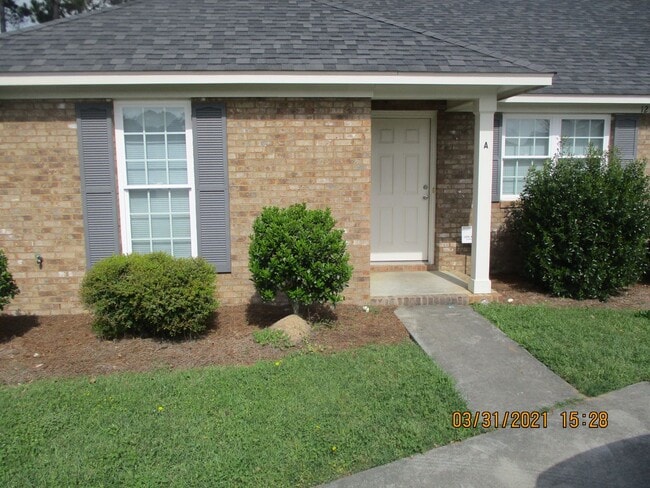 Building Photo - 127 Magnolia Ct Rental