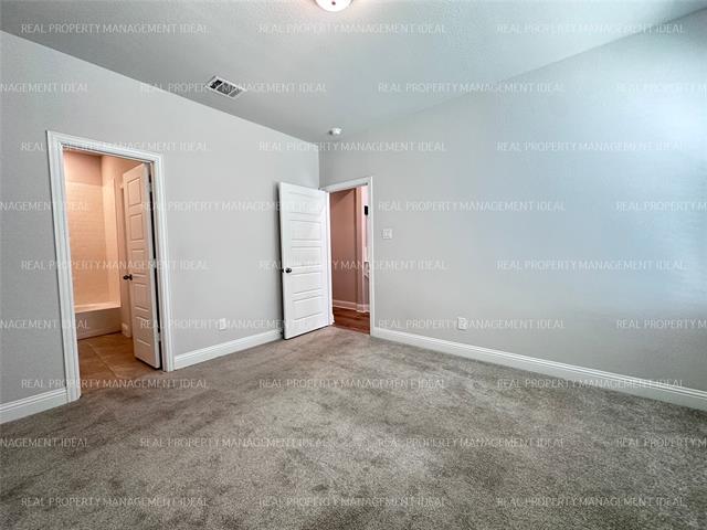 Photo - 2213 Palomino St