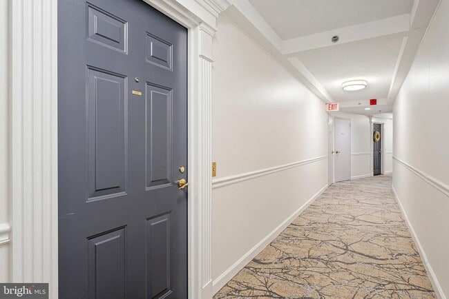 Building Photo - 19385 Cypress Ridge Terrace Unit 815