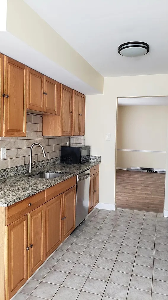 Photo - 17 Fieldstone Dr