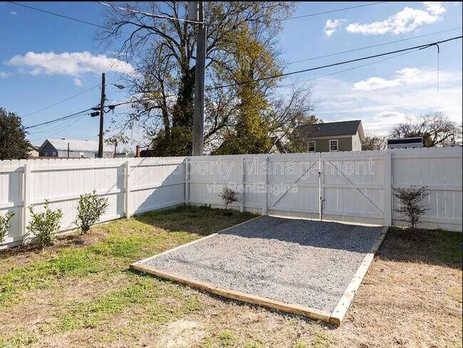 Photo - 2010 Maury St