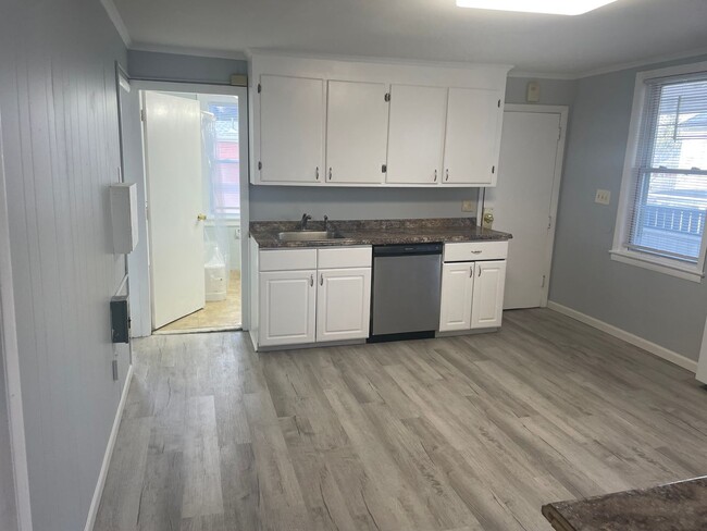 Photo - 147 Hudson St Apartment Unit 3