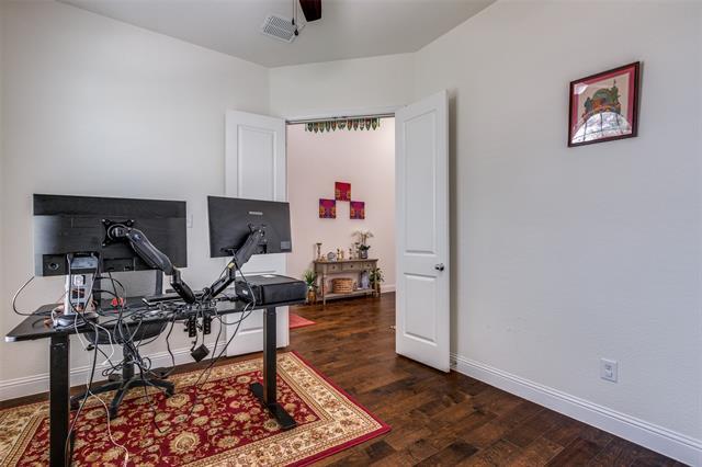 Photo - 2109 Richmond Park Ln