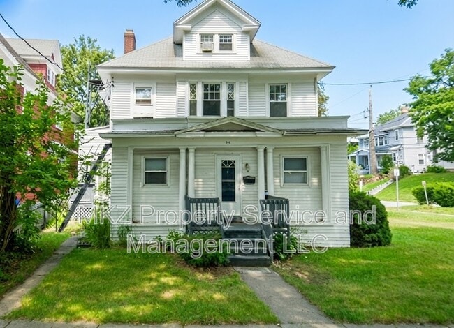 Photo - 288 W Lawrence St