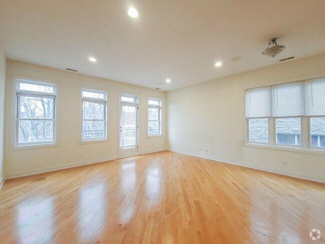 Building Photo - 3247 N Seminary Ave Unit 1A Rental