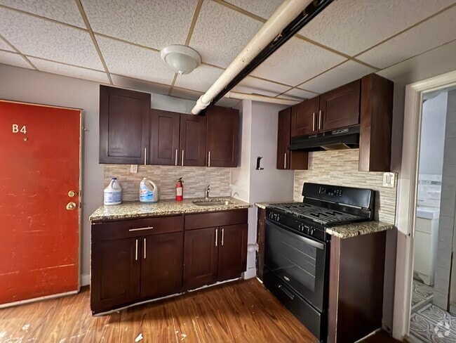 Building Photo - 439 Mount Prospect Ave Rental