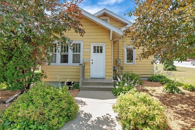 Building Photo - 309 Wilson Ave SE