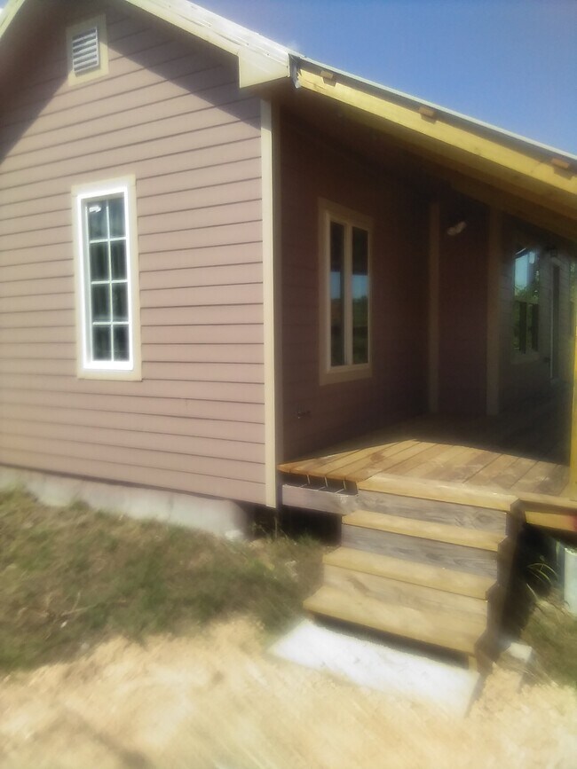 120 Lisa Ln Condo Unit A Condo for Rent in Bastrop, TX