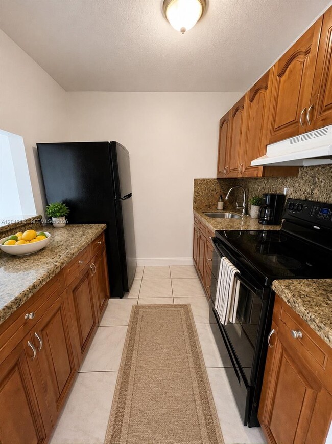 Photo - 5731 NW 37th St Unit 305