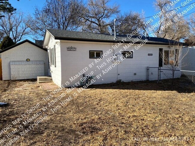 Building Photo - 511 1/2 Swope Ave-
