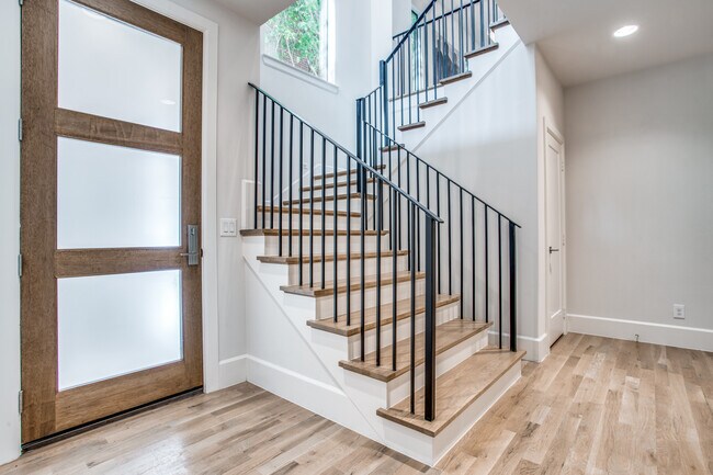 Photo - 4218 Bowser Ave