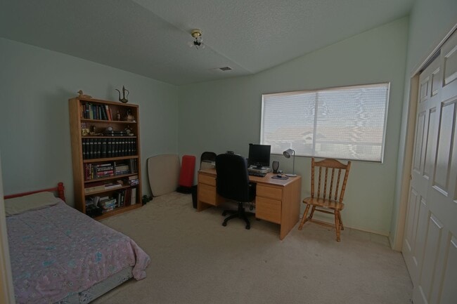 Photo - 4BD/3BA Available for Move In! Northeast H...