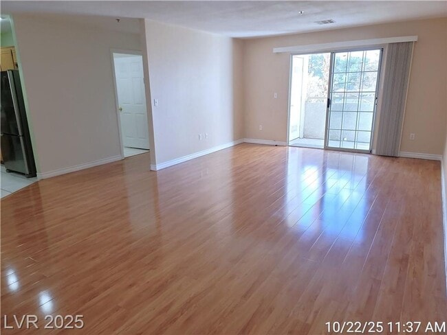 Photo - Inviting Green Valley Condo with Dual Balc...
