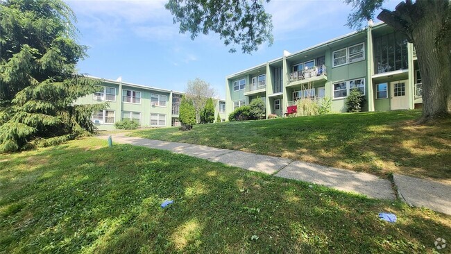 Building Photo - 3726 Albany Post Rd Unit A3 Rental