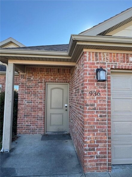 Photo - 938 Kensington Dr