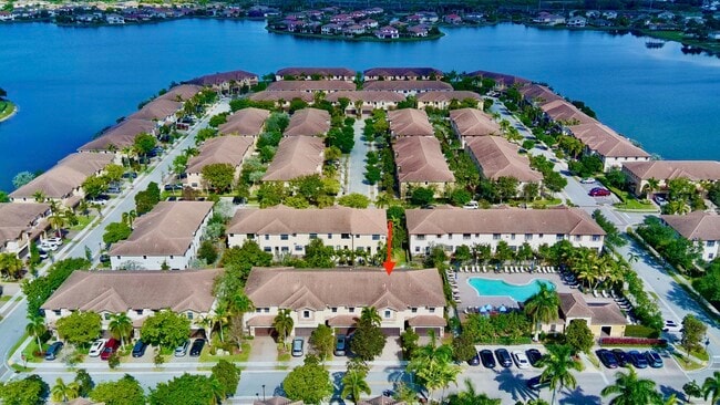 Photo - 9623 Town Parc Cir S