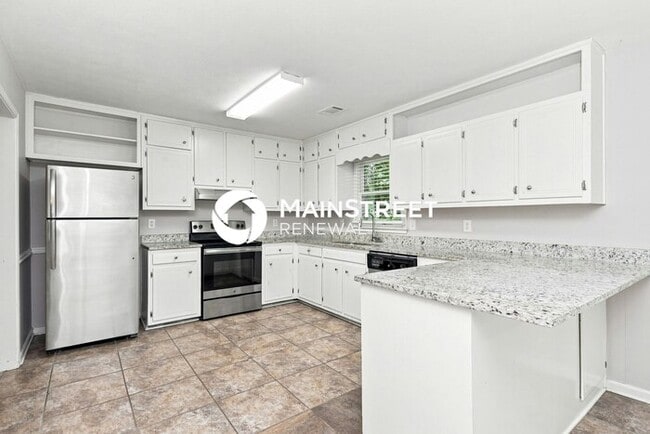 3 Bedroom Pet-Friendly Home in Conyers, GA with Main Street Renewal