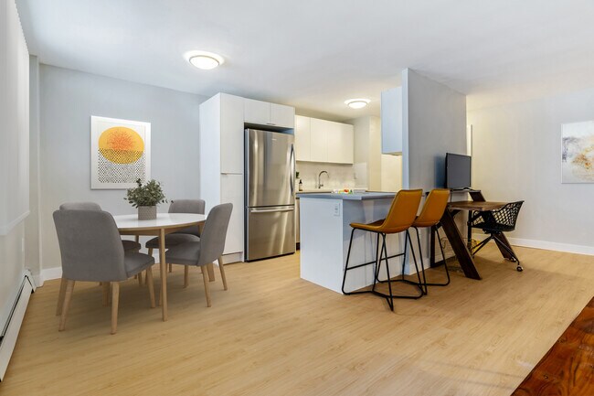 Castlegrove Apartments