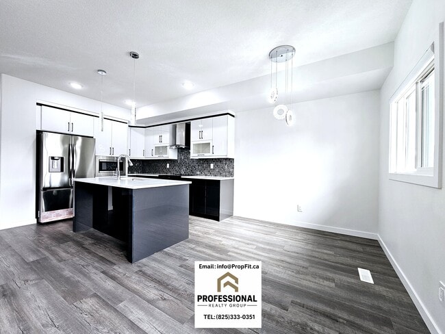 Building Photo - 130 Hawks Ridge Blvd NW