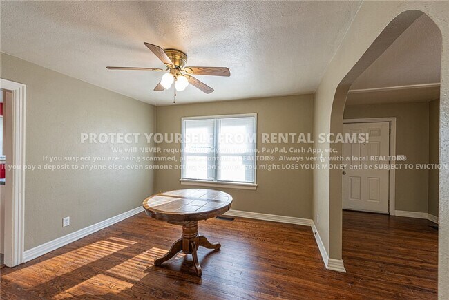 1323 Garland Ave