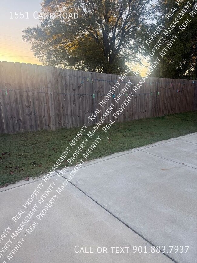 Photo - 1551 Cane Rd