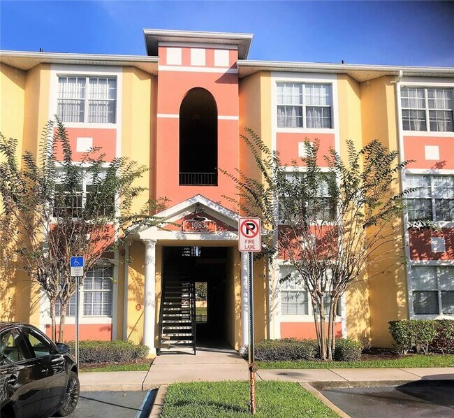10831 Windsor Walk Dr Unidad 1305