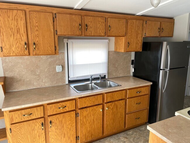Photo - 2 BED, 1 BATH MOBILE HOME $900 MONTH, $900...