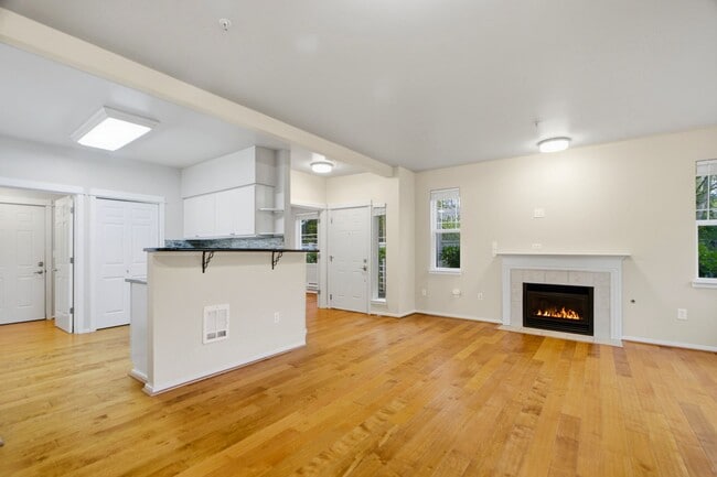 Photo - 2009 196th St SE