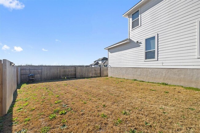 Photo - 408 Black Opal Dr