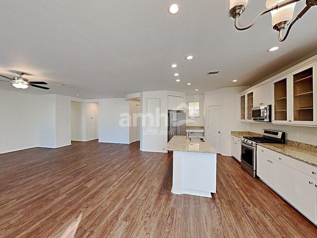 Photo - 12659 N Maize Dr