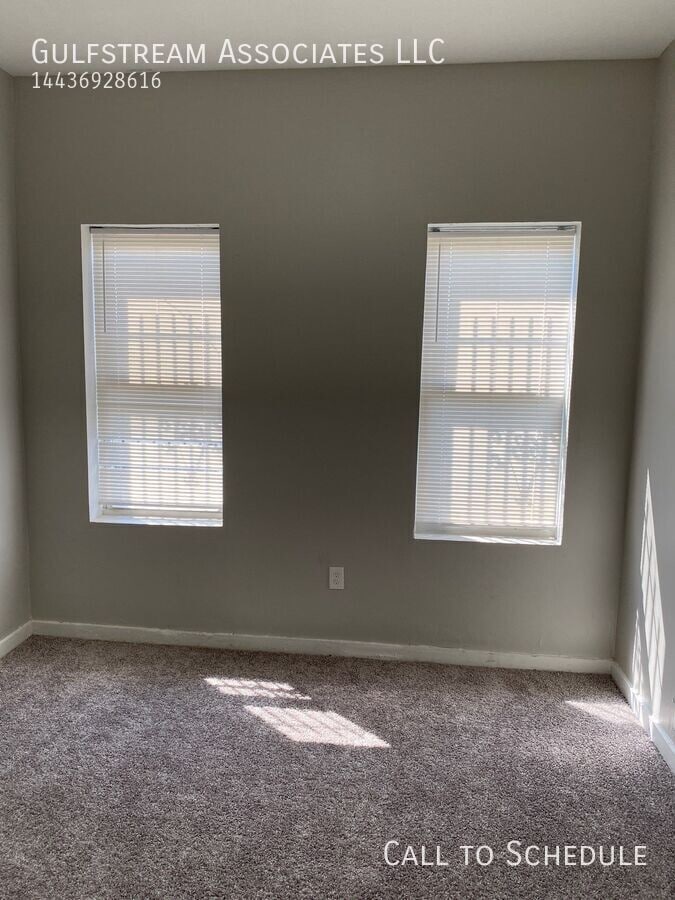 Photo - 521 N Curley St