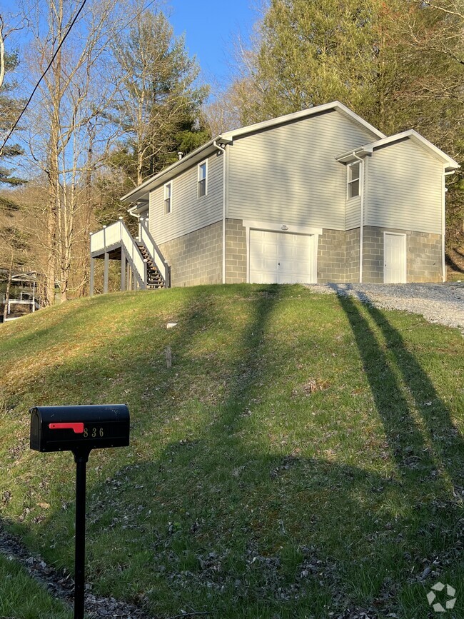 Building Photo - 836 Lynn Brooke Pl Rental