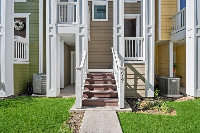 Photo - 617 W 24th St