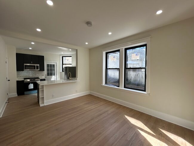 Photo - 4636 N Hamilton Ave