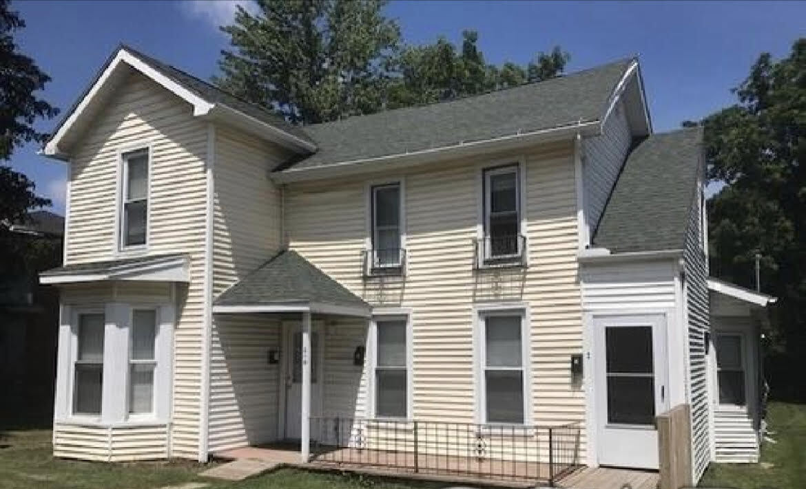 214 W Corunna Ave Townhome Townhome Rental in Corunna MI