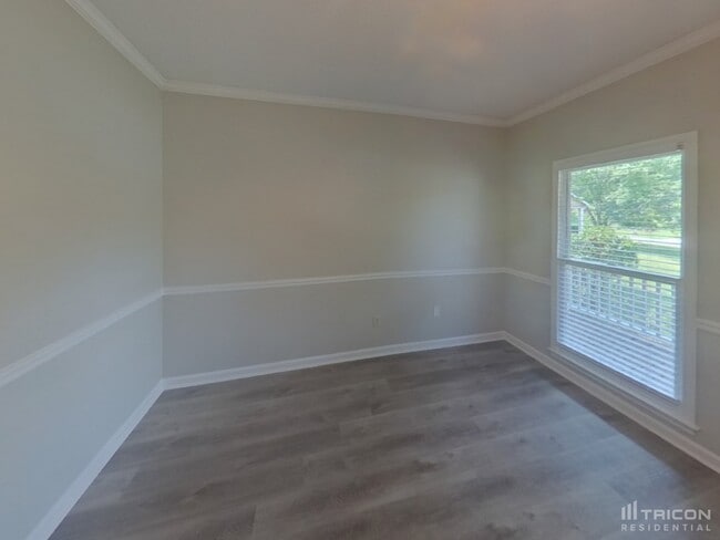 Photo - 194 Bomar Ln