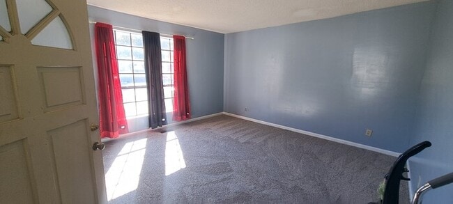 Photo - 1302 4th Ct W