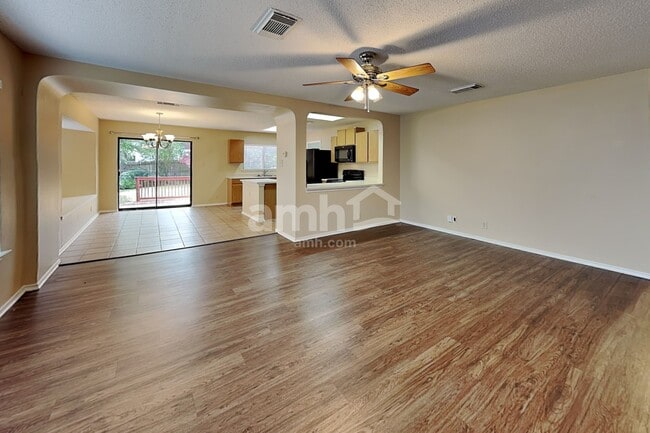Photo - 7206 Knights Haven