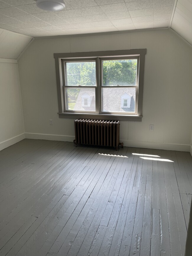 Photo - 133 W Pine St Unidad Apartment