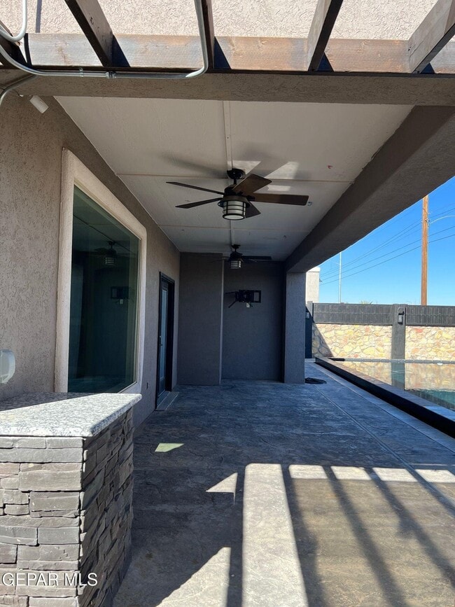 Photo - 3008 Bob Beamon St