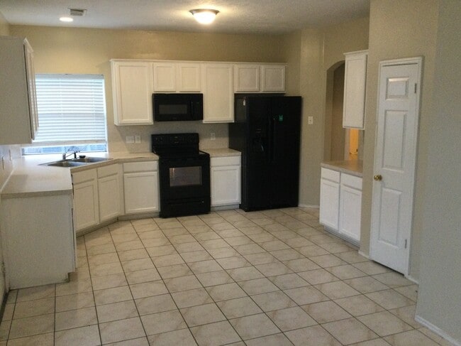 Photo - 2218 Laurel Oaks Dr