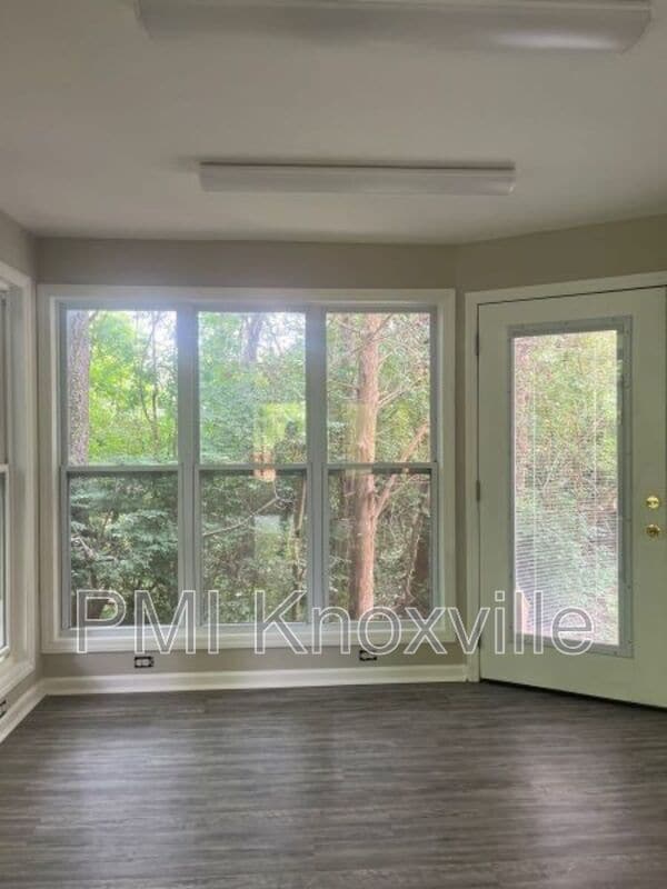 Photo - 9219 George Williams Rd