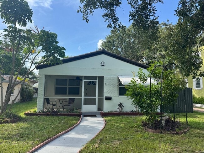 Building Photo - 1538 Jefferson St Rental