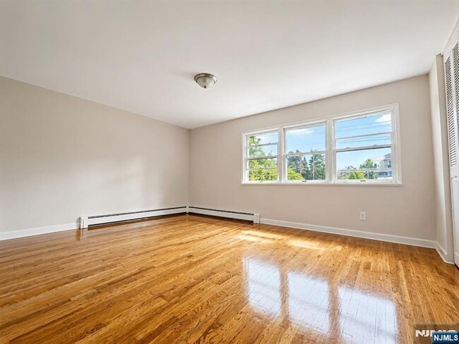 480 North Ave